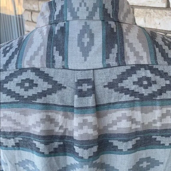Aztec Pattern Shirt - Picture 6 of 7